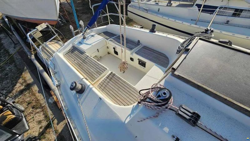 Hanse 300