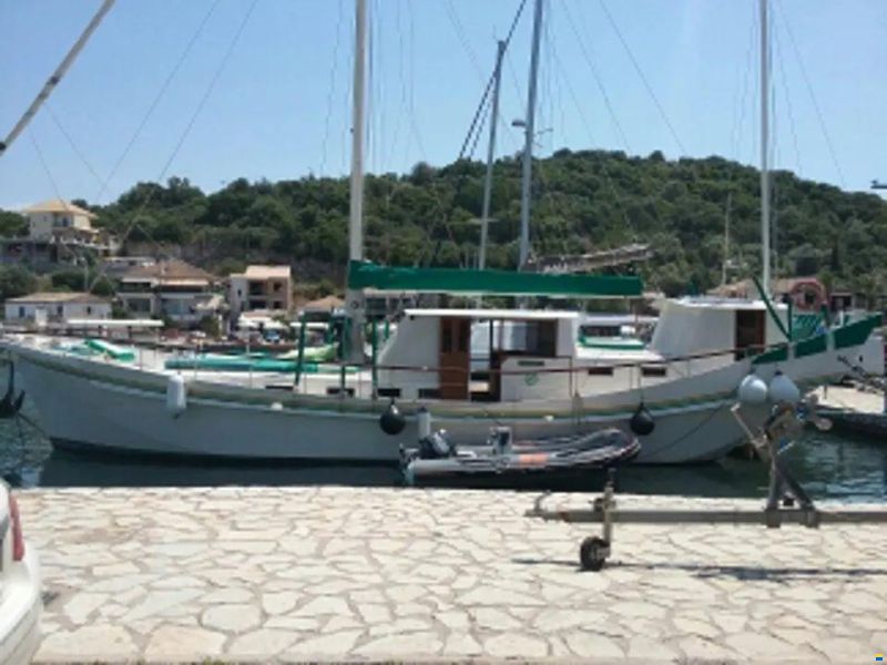 woodys eastwind 68