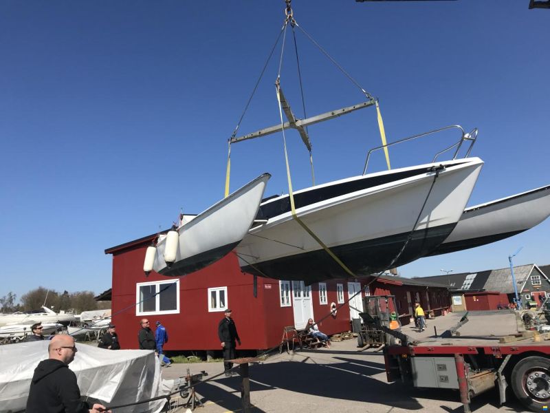 Trident 27