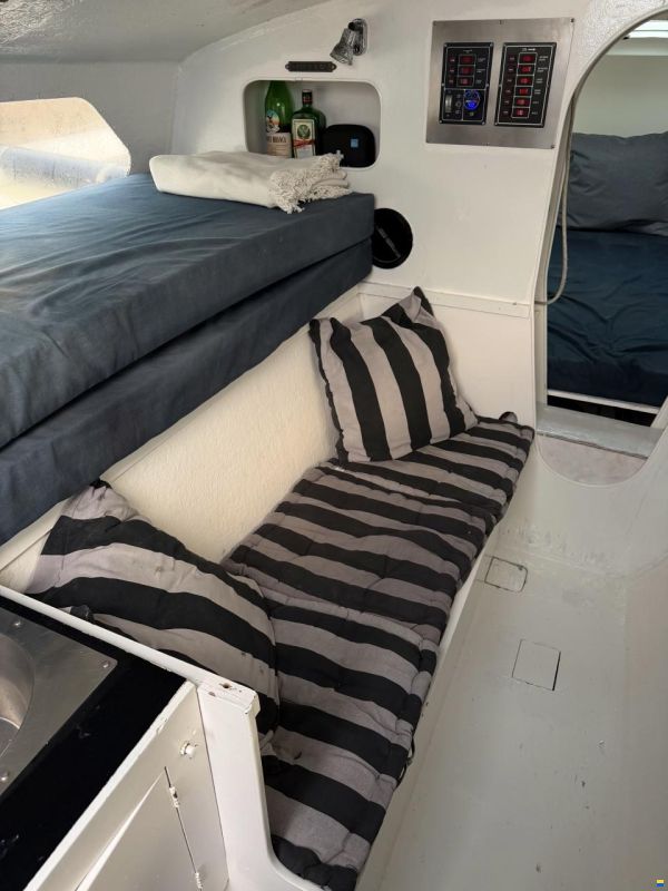 Trident 27