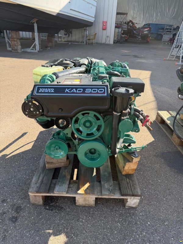 Volvo Penta 2x KAD 300
