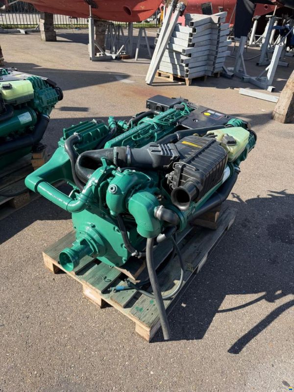 Volvo Penta 2x KAD 300