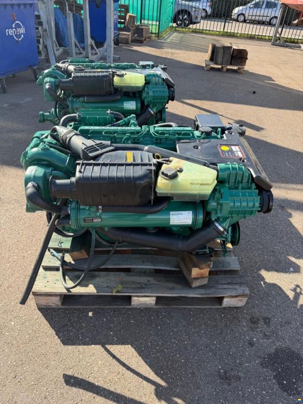 Volvo Penta 2x KAD 300
