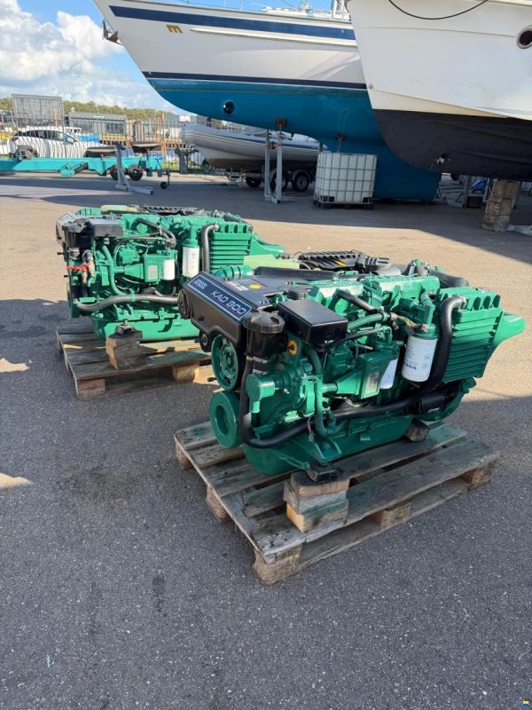Volvo Penta 2x KAD 300