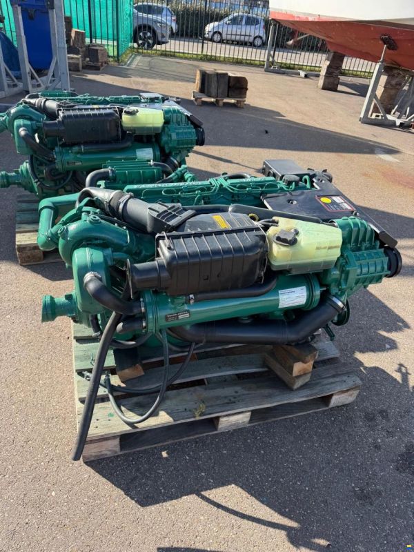 Volvo Penta 2x KAD 300