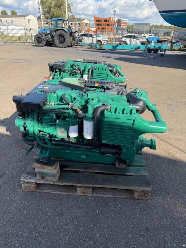 Volvo Penta 2x KAD 300