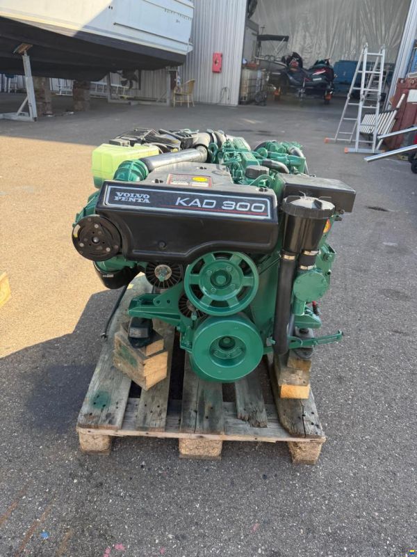Volvo Penta 2x KAD 300