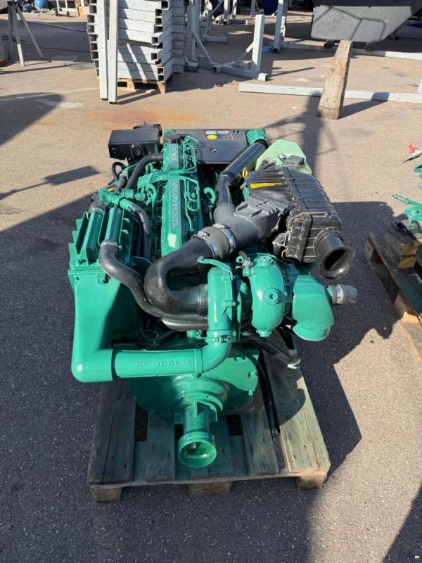 Volvo Penta 2x KAD 300