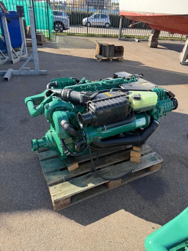 Volvo Penta 2x KAD 300