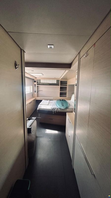 Lagoon 55 Owner's Version