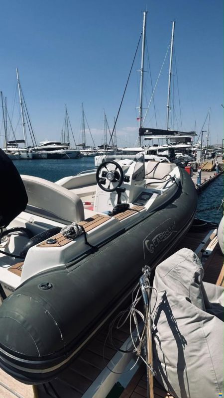 Lagoon 55 Owner's Version