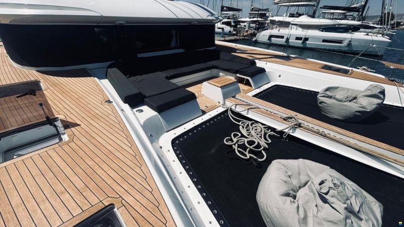 Lagoon 55 Owner's Version