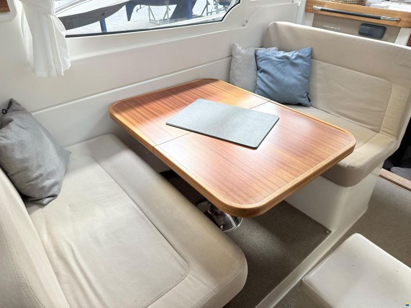 Nimbus 305 Coupe