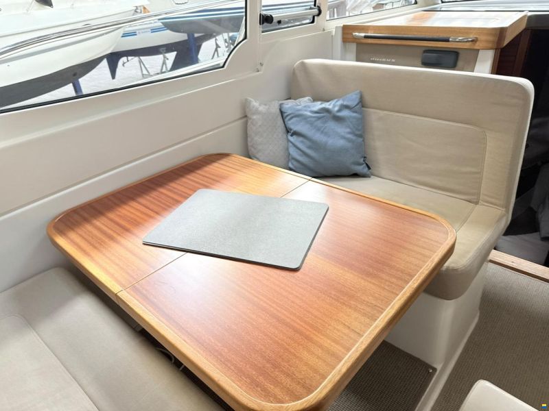 Nimbus 305 Coupe