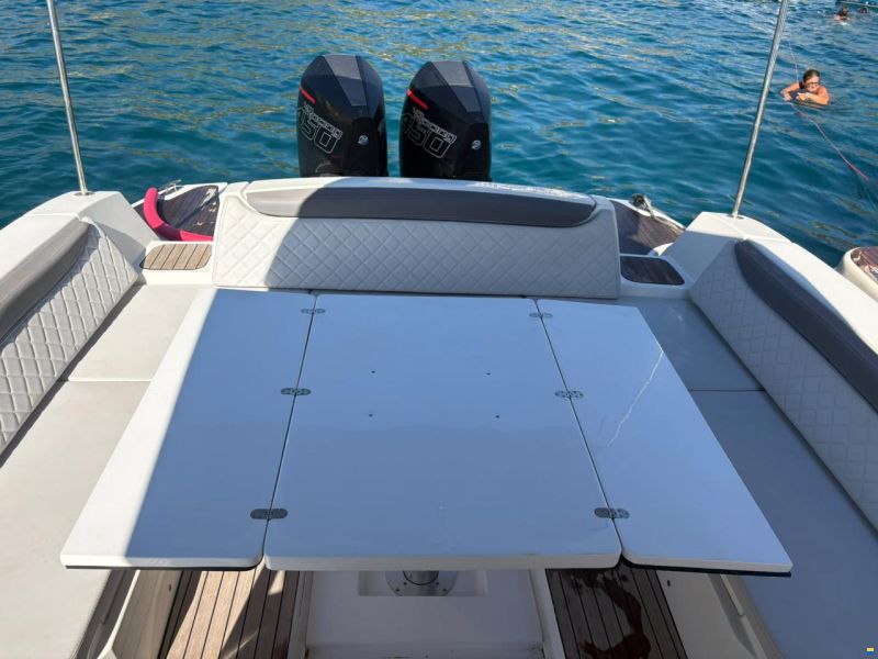 Panamera Yacht PY100XL