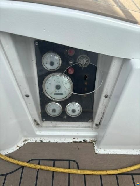 Dufour 4800