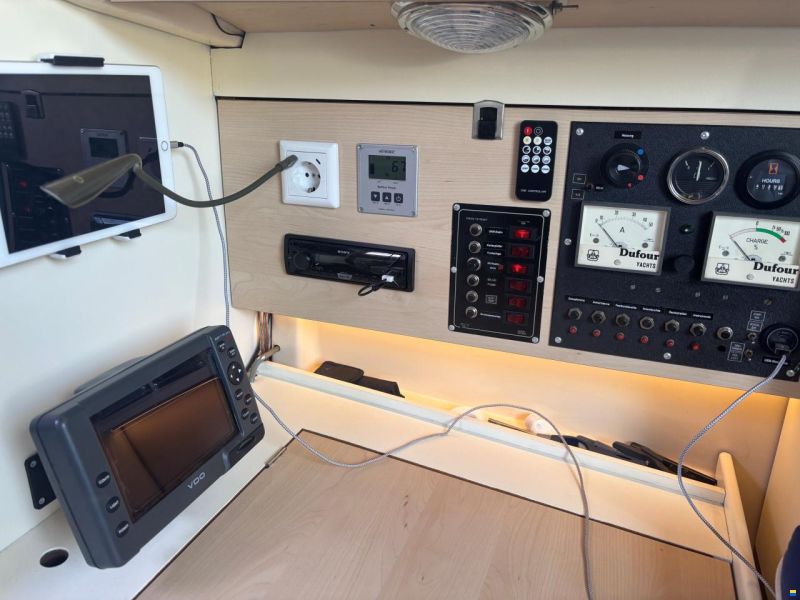 Dufour 4800