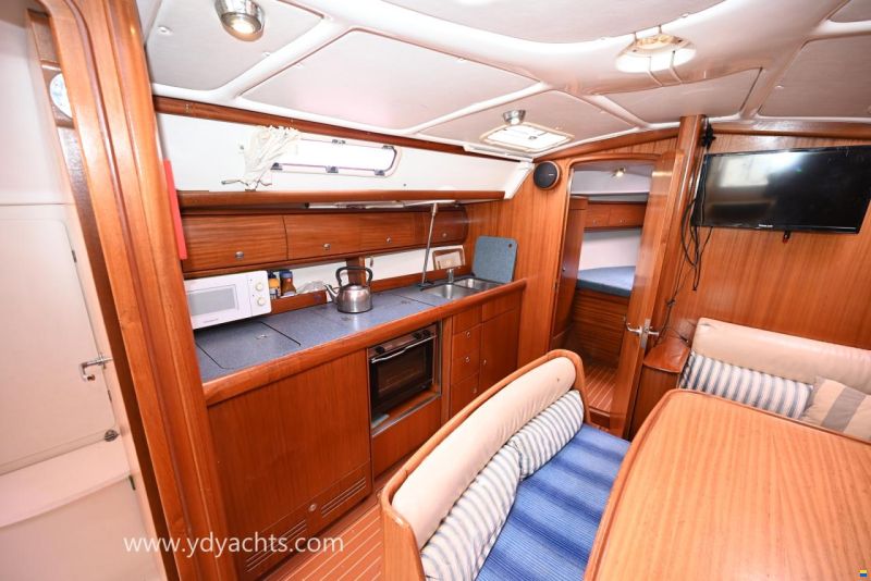 Bavaria 38