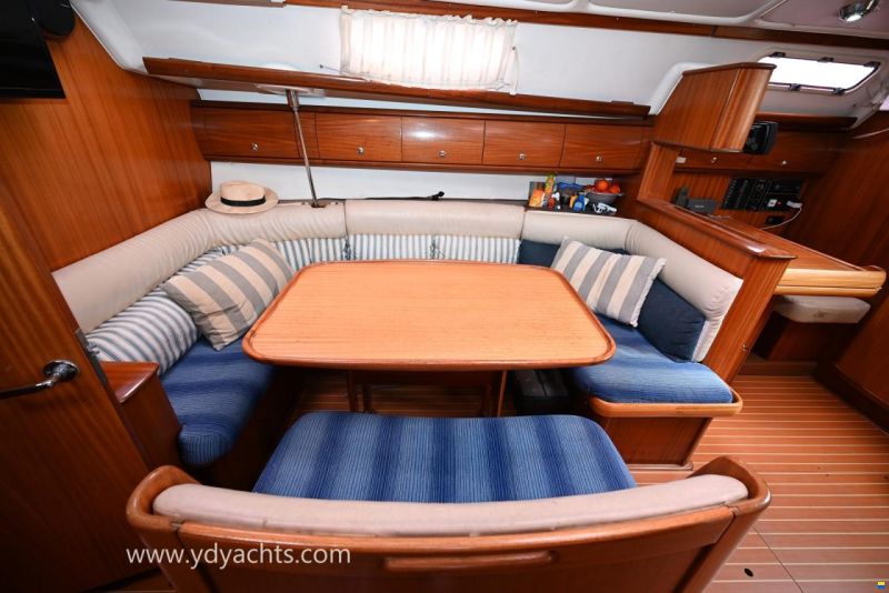 Bavaria 38