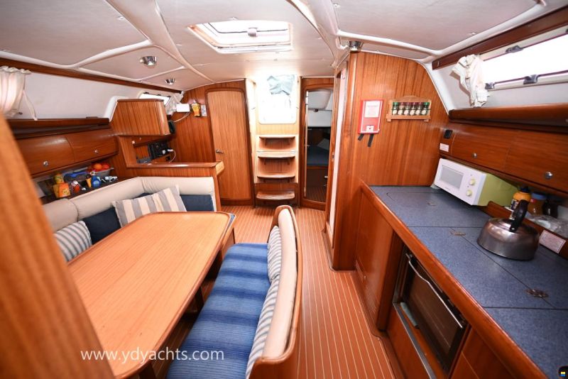 Bavaria 38