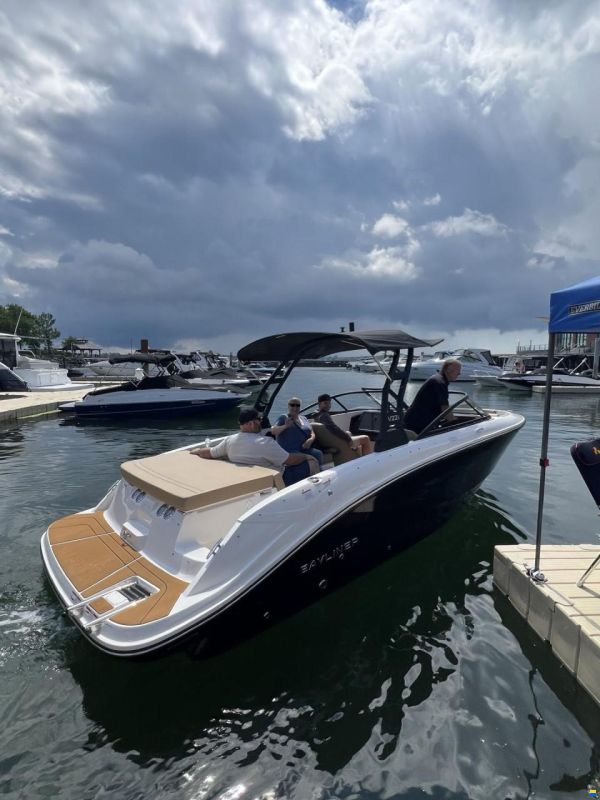 Bayliner V22i
