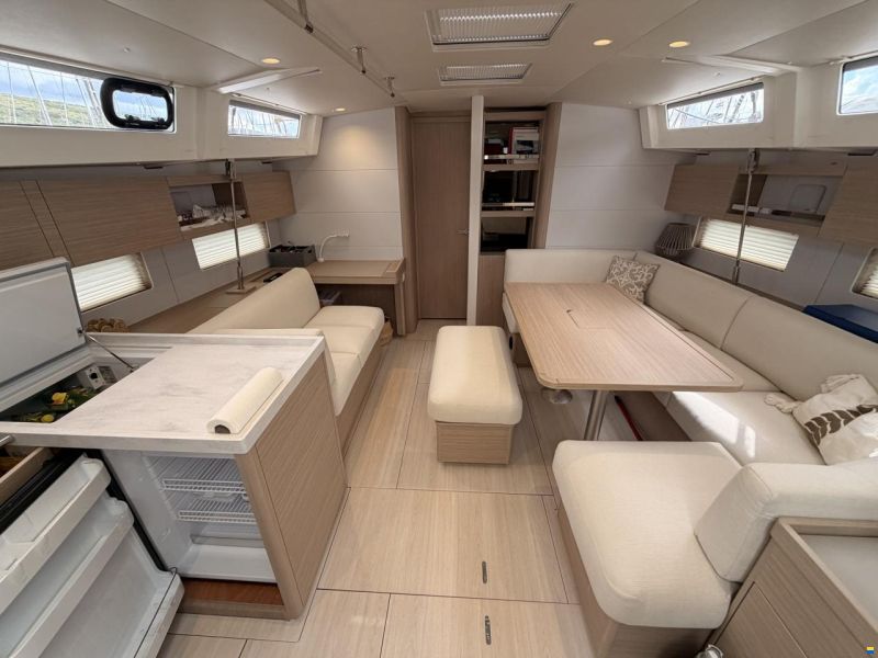 Beneteau Oceanis 47