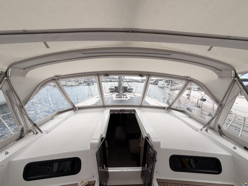 Beneteau Oceanis 47