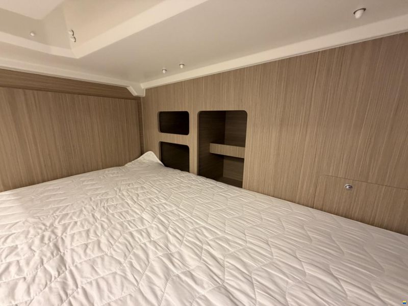 Beneteau Oceanis 47