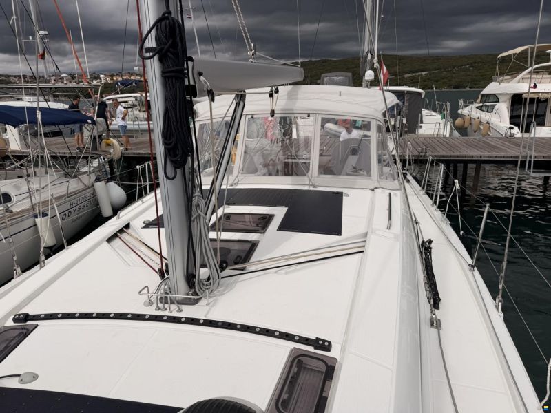 Beneteau Oceanis 47