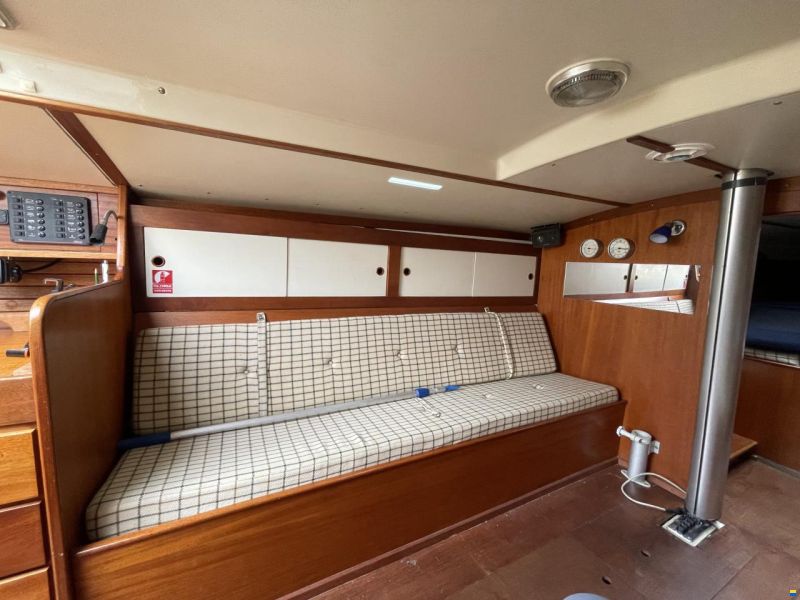 OL Boats International 1006