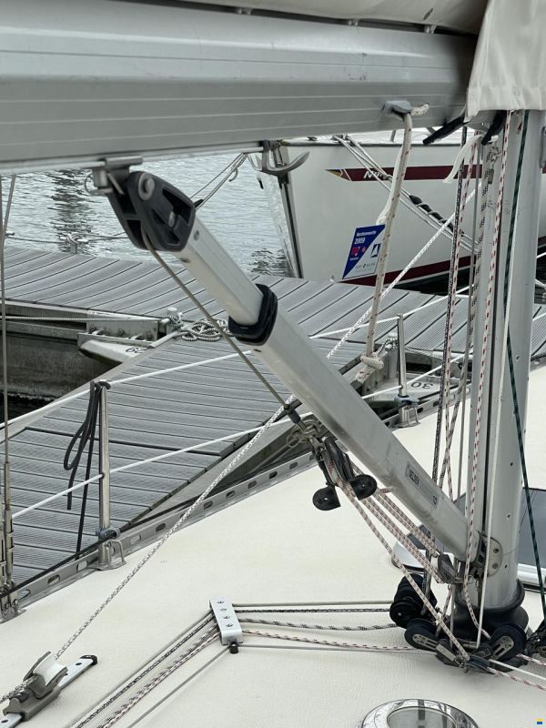 OL Boats International 1006