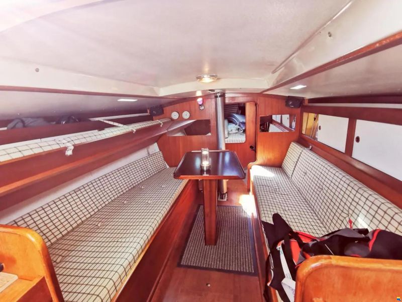 OL Boats International 1006
