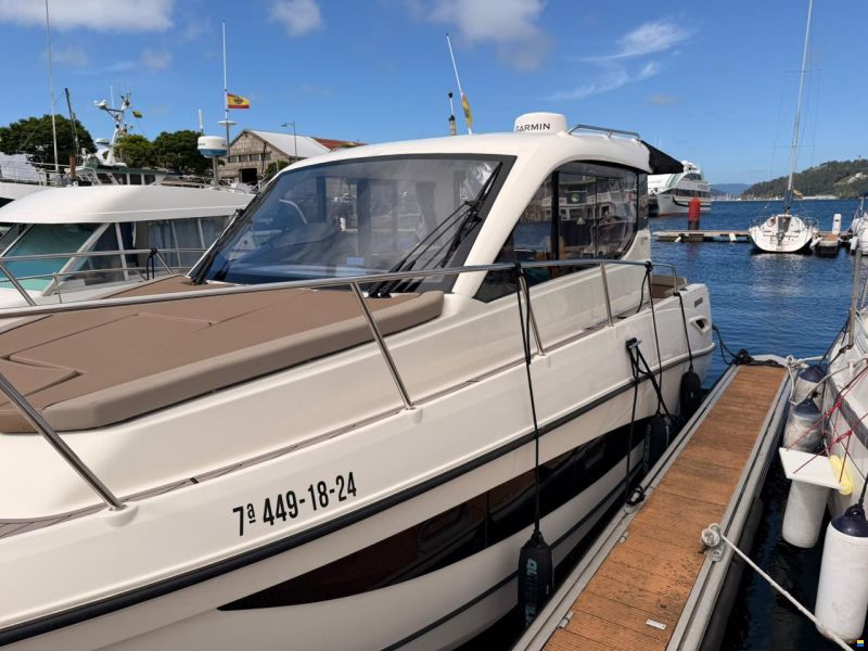 Quicksilver 905 Weekend