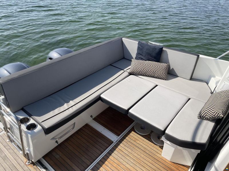 Jeanneau Merry Fisher 895 Offshore