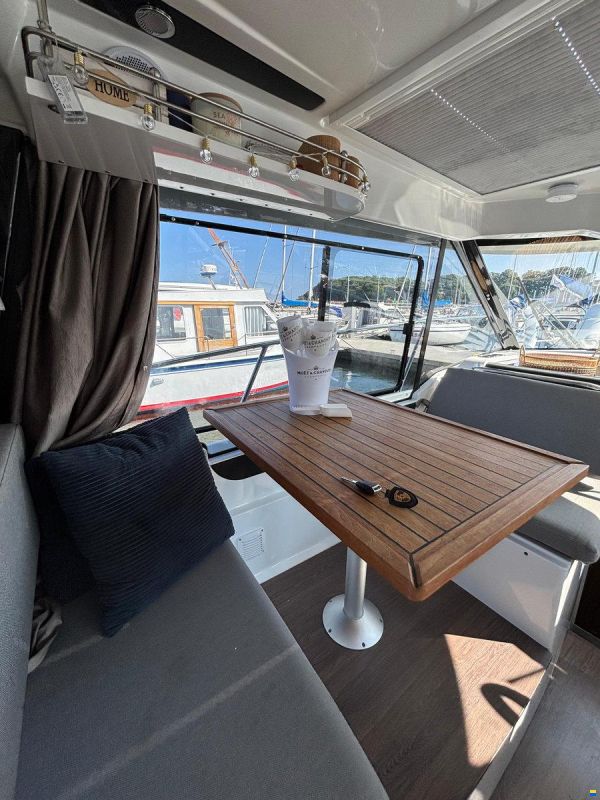 Jeanneau Merry Fisher 895 Offshore