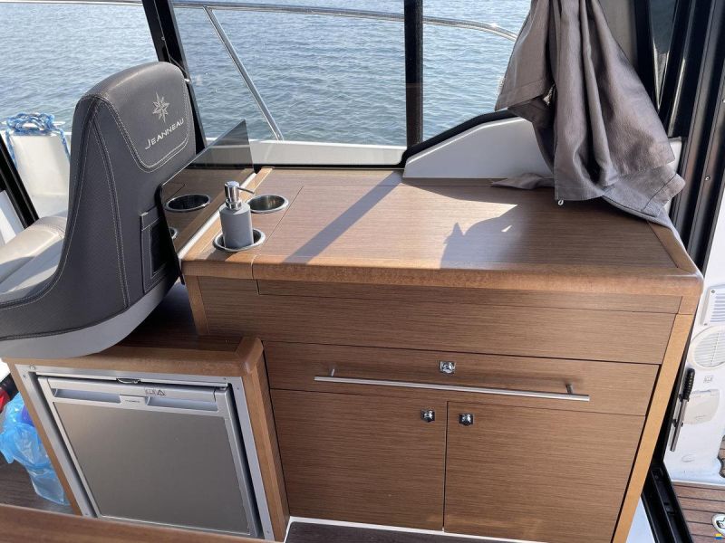 Jeanneau Merry Fisher 895 Offshore