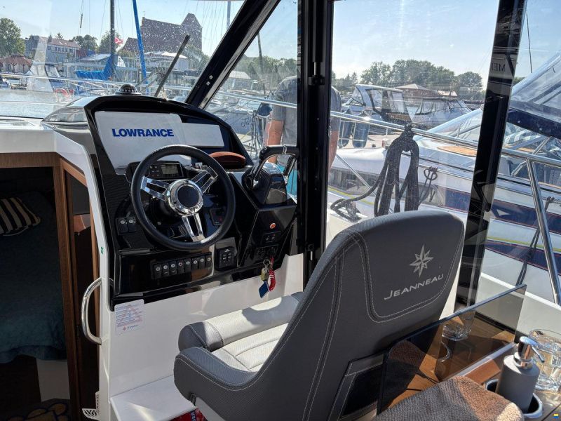 Jeanneau Merry Fisher 895 Offshore