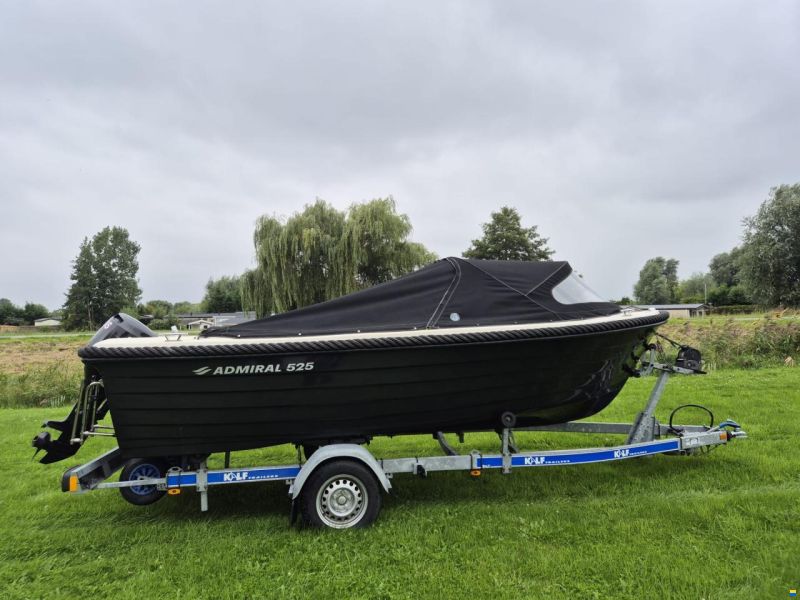 Admiral 525