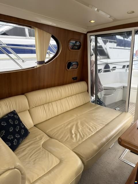 Galeon 380-FLY
