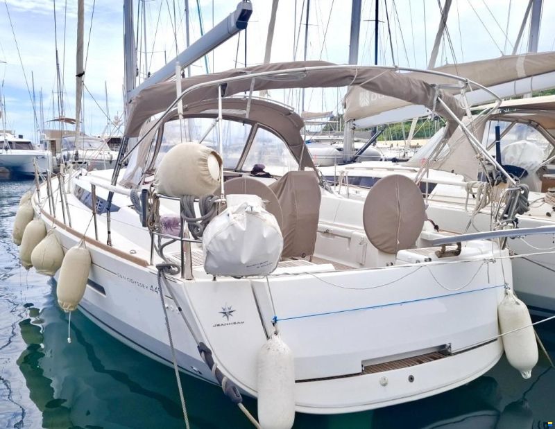 Jeanneau sun odyssey 449