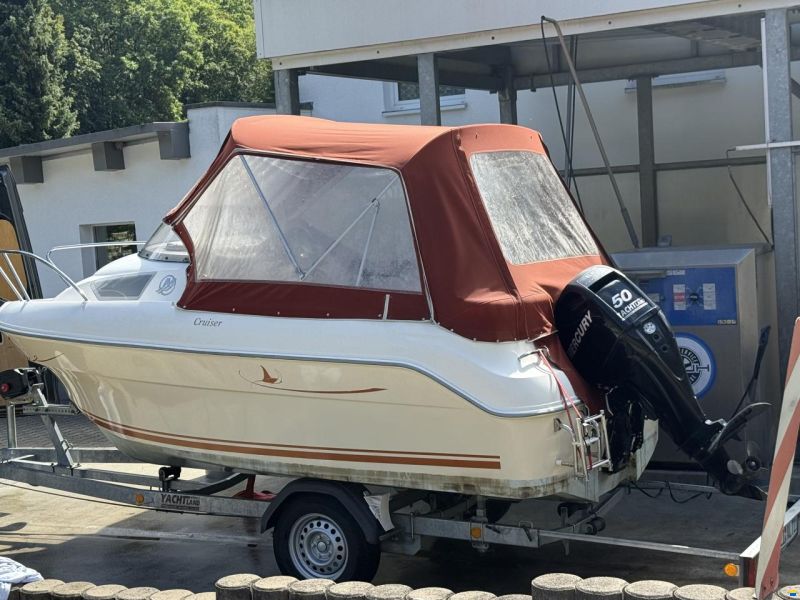 AB Marine Schlauchboot mit Festrumpf