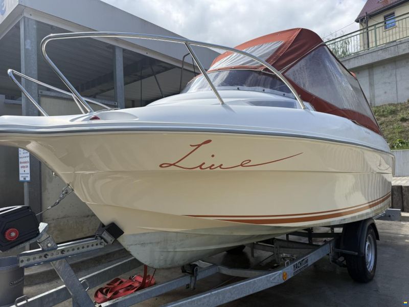 AB Marine Schlauchboot mit Festrumpf