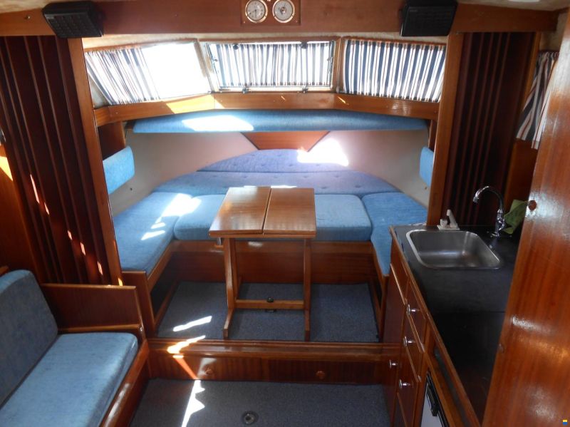 Coronet 31 Seafarer