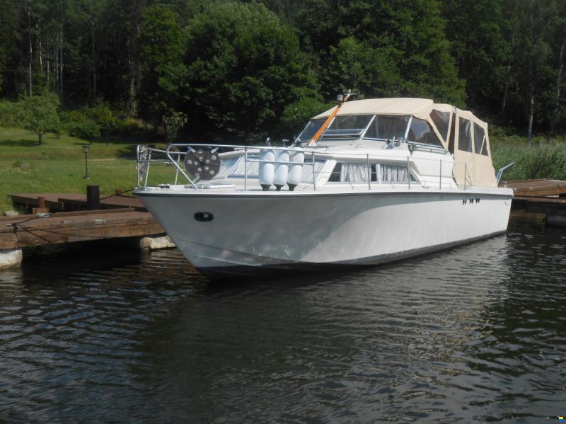 Coronet 31 Seafarer
