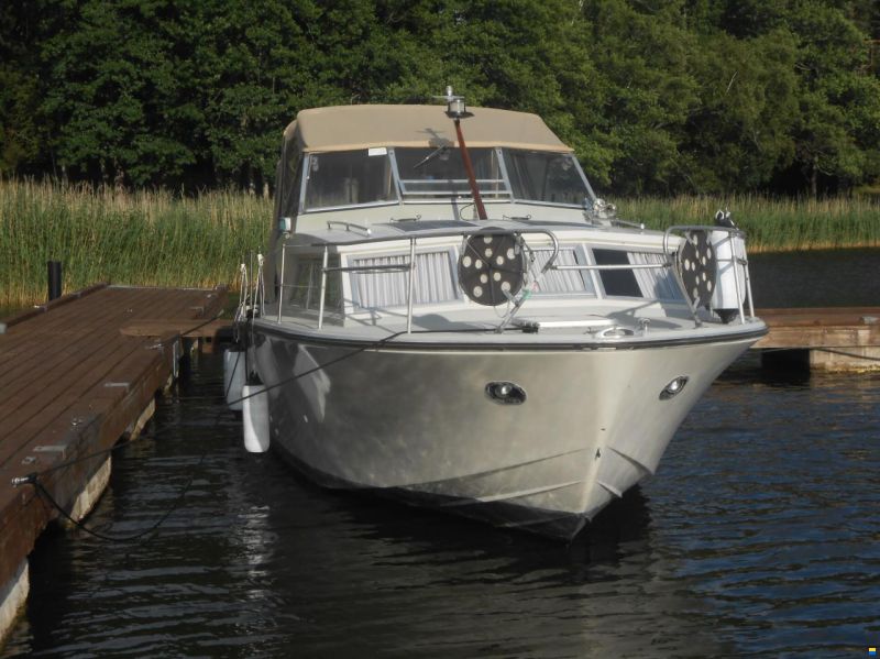 Coronet 31 Seafarer