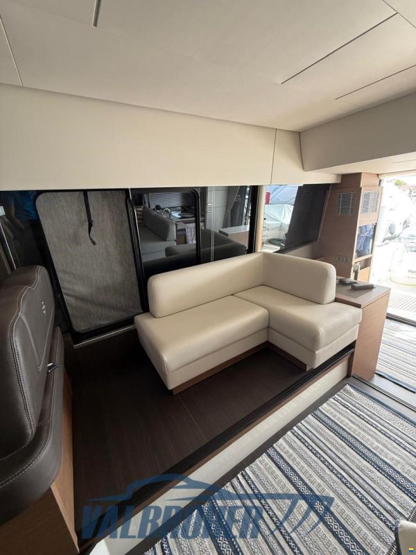 Prestige 520
