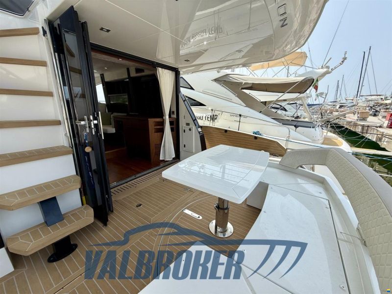 Galeon 460 fly
