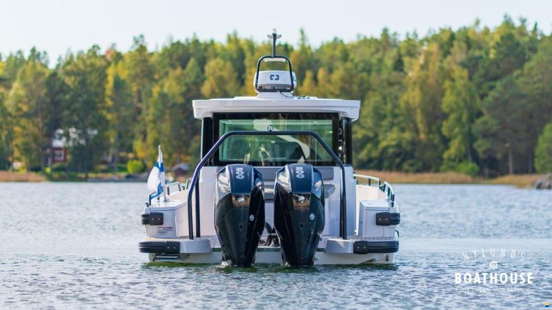 Axopar 28 Cabin