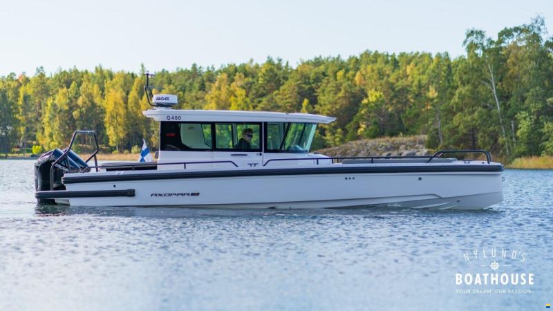 Axopar 28 Cabin