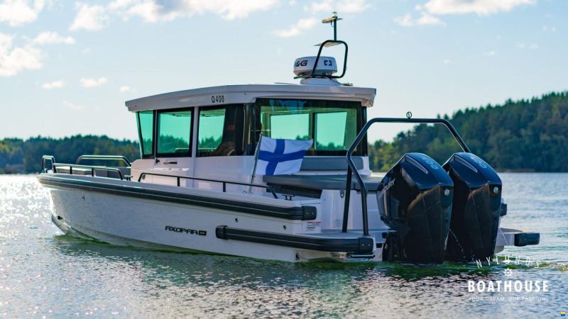 Axopar 28 Cabin